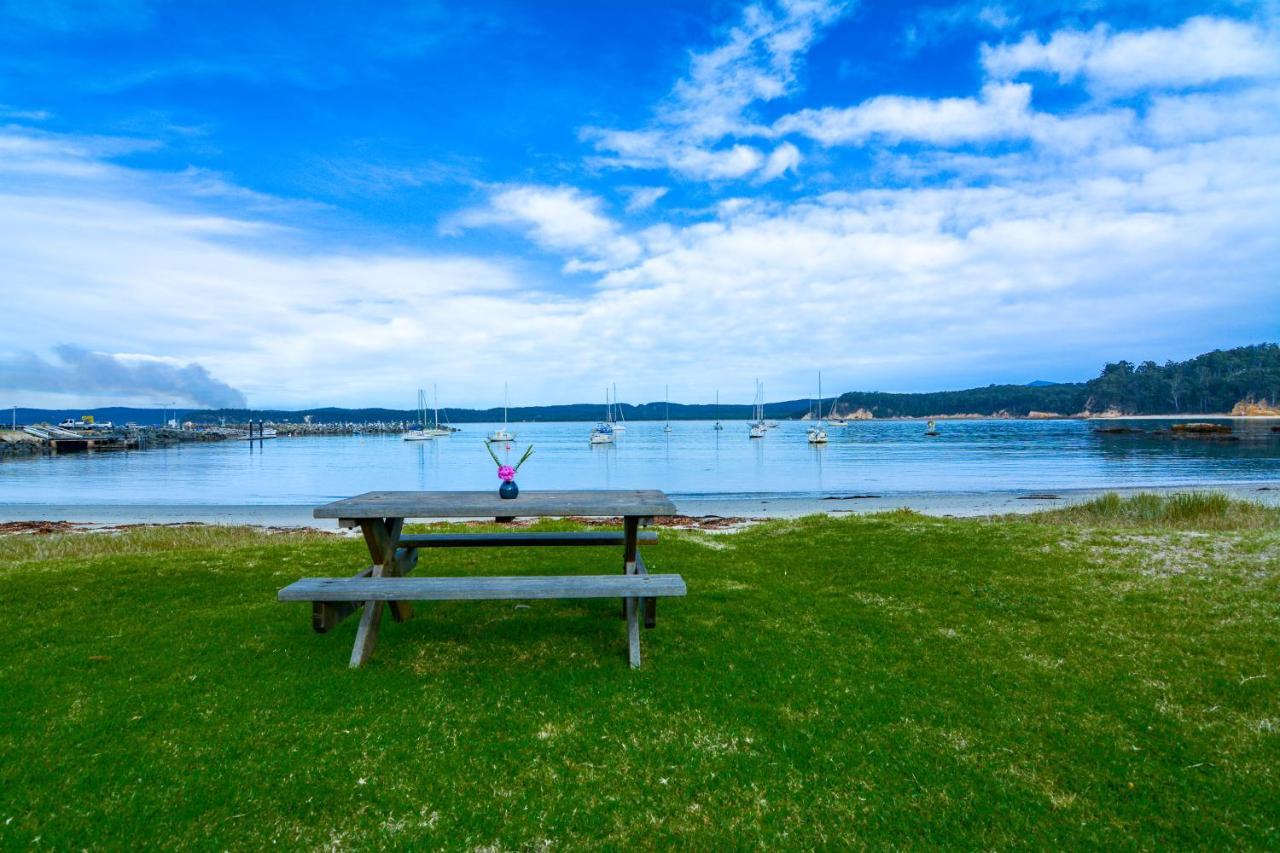 Quarantine Bay Beach Cottages Eden Bagian luar foto