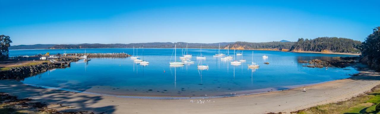 Quarantine Bay Beach Cottages Eden Bagian luar foto