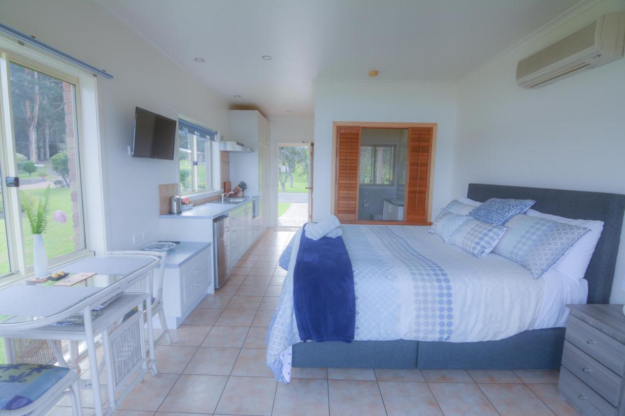 Quarantine Bay Beach Cottages Eden Bagian luar foto