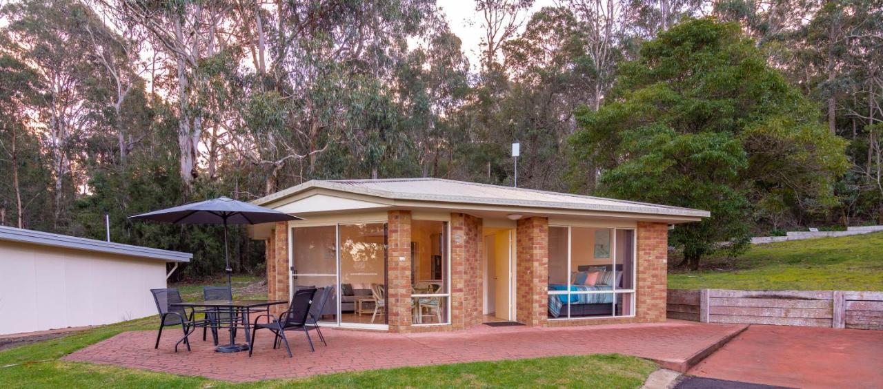 Quarantine Bay Beach Cottages Eden Bagian luar foto