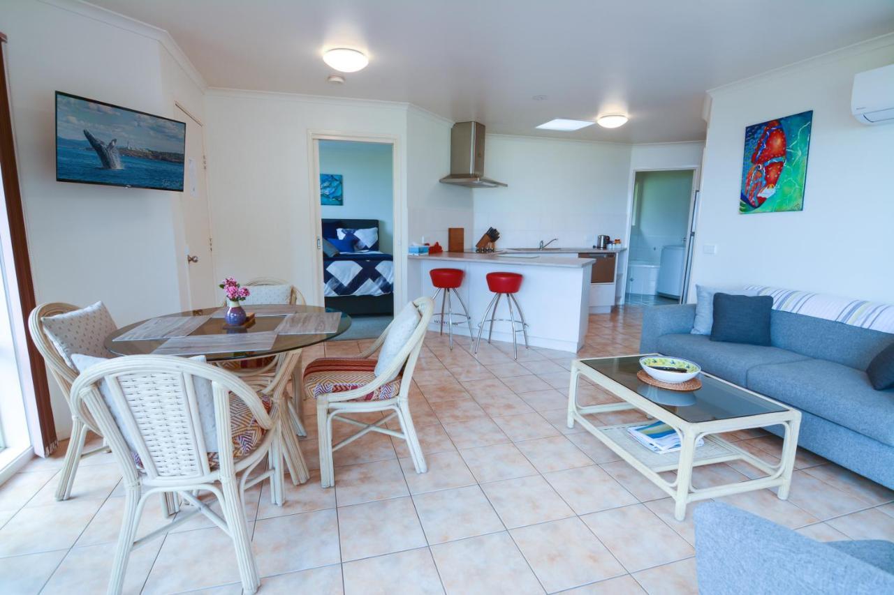 Quarantine Bay Beach Cottages Eden Bagian luar foto